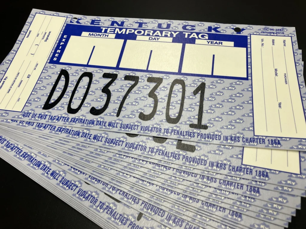 Ejemplo de placas temporales en Kentucky Ejemplo actualizado de placas temporales en Kentucky